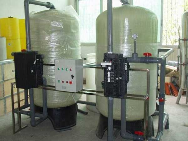 軟化水設(shè)備樹脂再生步驟 軟化水設(shè)備樹脂再生步驟