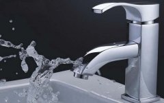 保證自來(lái)水不受污染要當(dāng)成義務(wù)與責(zé)任 保證自來(lái)水不受污染要當(dāng)成義務(wù)與責(zé)任