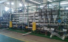 山東省一臺(tái)萬(wàn)噸級(jí)新能源海水淡化成套設(shè)備 山東省一臺(tái)萬(wàn)噸級(jí)新能源海水淡化成套設(shè)備