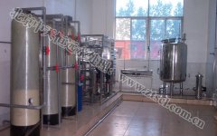 桶裝純凈水處理設(shè)備簡(jiǎn)介 桶裝純凈水處理設(shè)備簡(jiǎn)介