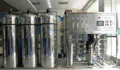 在制藥行業(yè)中純水設(shè)備起到什么作用? 在制藥行業(yè)中純水設(shè)備起到什么作用?