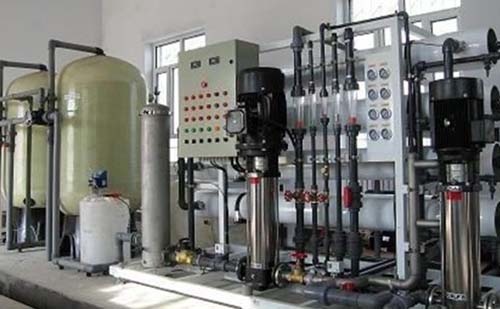 關(guān)于反滲透設(shè)備的簡(jiǎn)介
