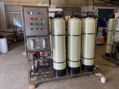 RO反滲透水處理設(shè)備在運行中如何監(jiān)測和控制水的pH值? RO反滲透水處理設(shè)備在運行中如何監(jiān)測和控制水的pH值?